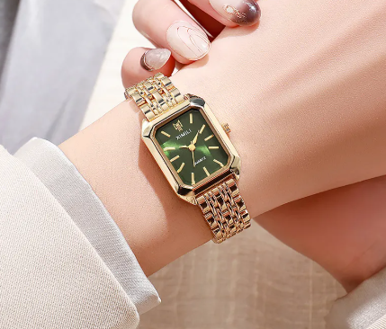 Elegant Women’s Timepiece