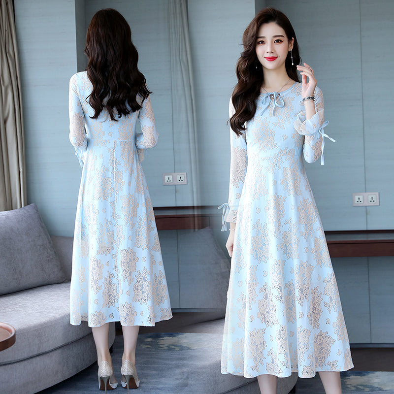 Elegant Lace Flow Dress