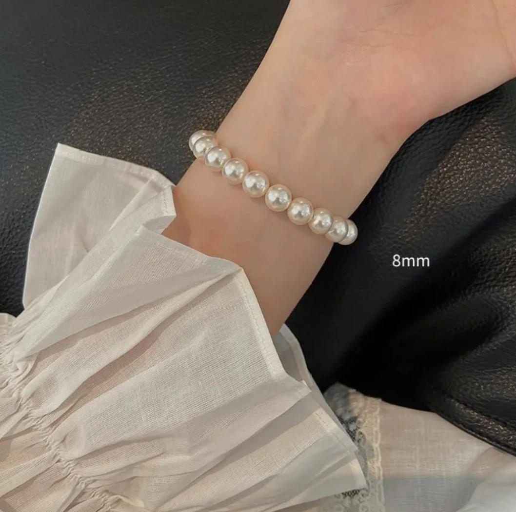Elegant Freshwater Pearl Beaded Bracelet