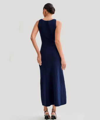 Elegant Knitted Sleeveless Long Dress