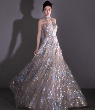 Elegant Sequined Banquet Dress